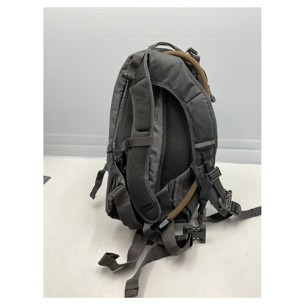 Outdoor Products H2O Performance Hydration Pack Teal Grey w/ Source Bladder
